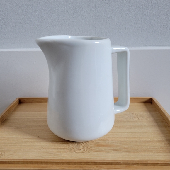 Vintage Modern White Creamer Pitcher (Small-12oz) - Picture 2 of 5
